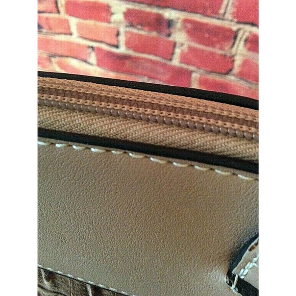 Put It All in Here Vegan Leather Large Ostrich Print Tote Fashion Handbag Taupe - Picture 7 of 13